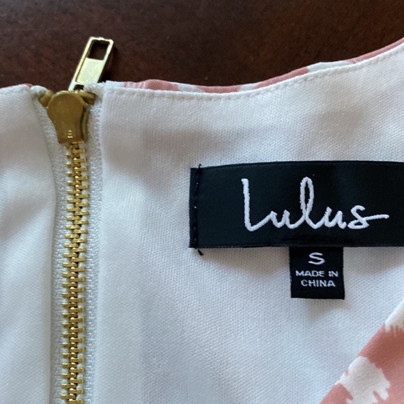 Lulus Women’s Small Mini Elegant Dress Perfect for Summer Events, Drinks & Dates - Picture 2 of 4